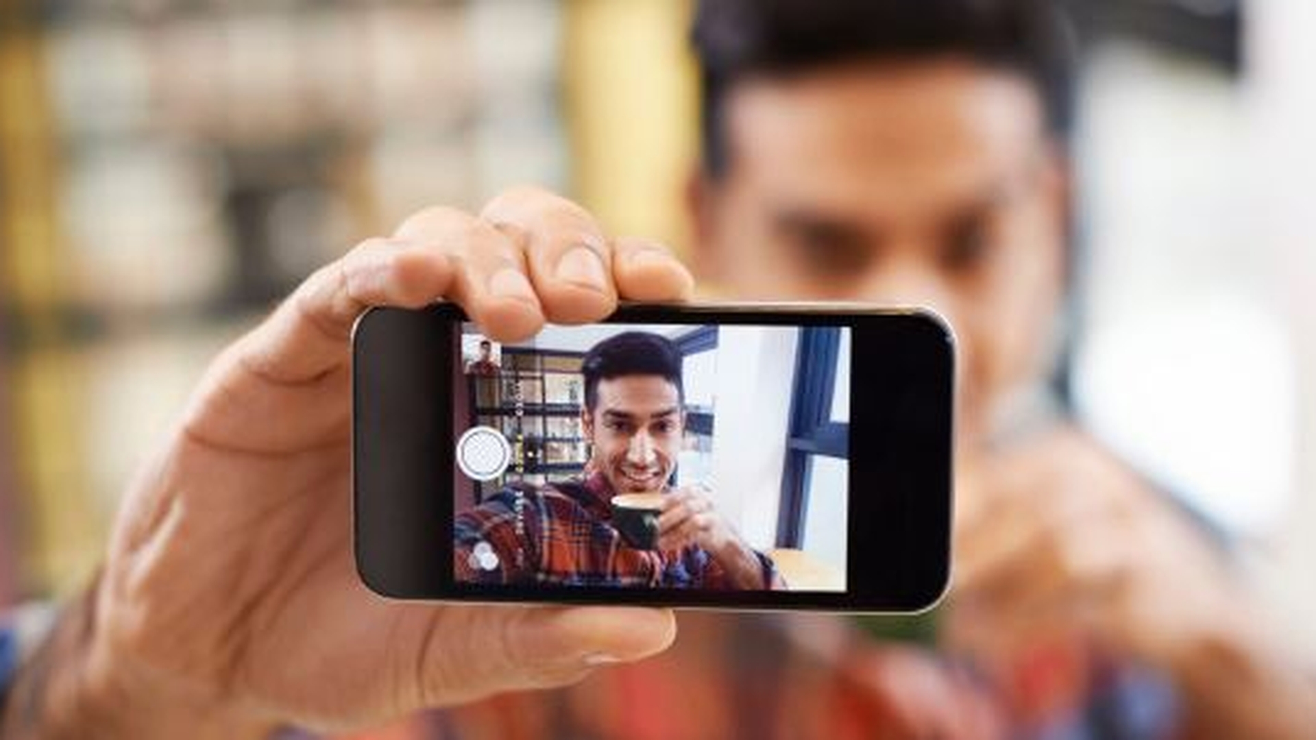 Șocant! Un tânăr a ars de viu după ce și-a făcut un selfie
