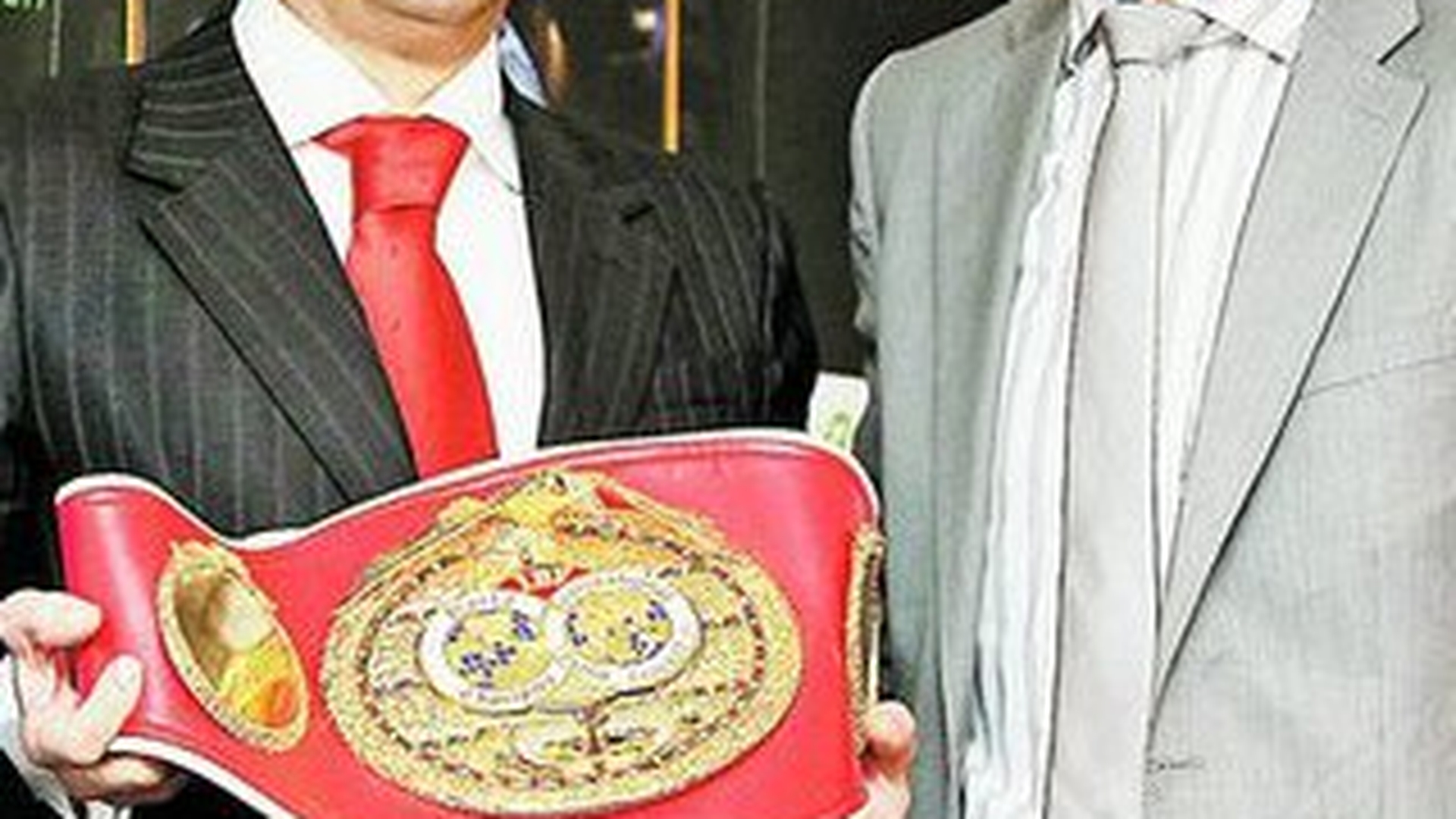 Lucian Bute e cu gandul la adversarul sau de doua luni Il viseaza pe Mendy: KO!