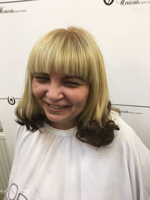 Nuami Dinescu a optat pentru mai multe schimbări de look.