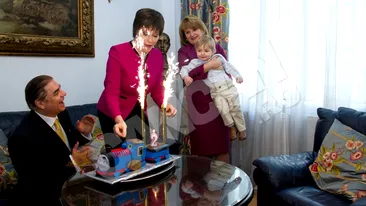 Baiatul printului Paul si al printesei Lia a petrecut cu Prima Doamna de ziua lui! Vezi doar pe CANCAN.ro fotografii exclusive de la aniversare!