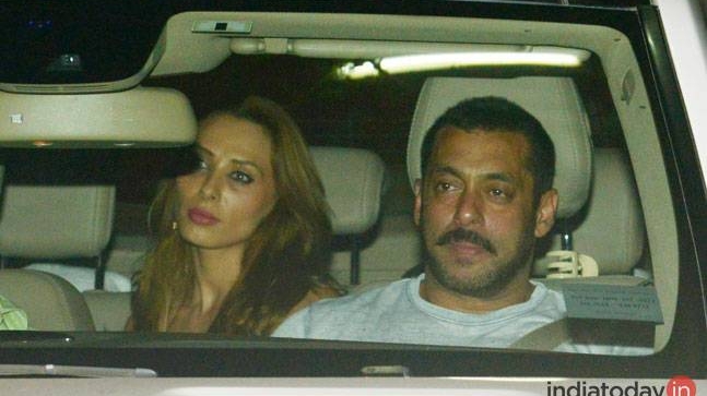 Nu mai e niciun dubiu, Salman Khan si Iulia Vantur sunt impreuna. Incredibil cum au fost surprinsi cei doi
