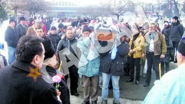 Dupa doua luni de arest la Bacau. Dinu Damaschin, condus la groapa de interlopi