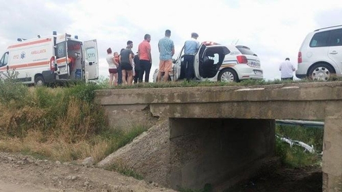 Accident grav în Galaţi! Un şofer şi-a pierdut viaţa după ce a plonjat cu maşina în canal!