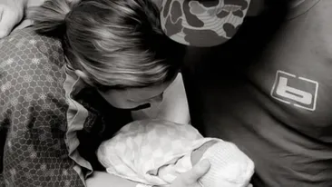 Ce tragedie! Fiica celebrului artist a murit la 20 de minute după ce s-a născut