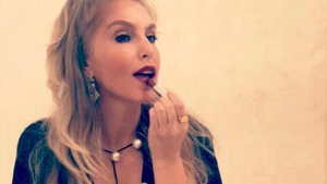 CORINA şi CĂTĂLIN BOTEZATU au o relaţie? ”Eu o iubesc mult de tot!”