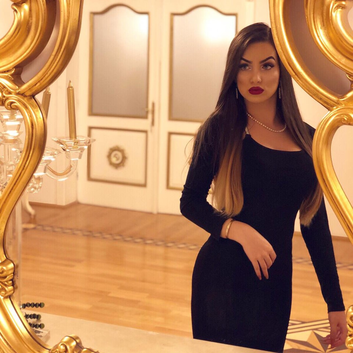 Imagini bombă cu nepoata Regelui Cioabă, făcute publice. Cum arată Andreea „Prințesa Sibiului”