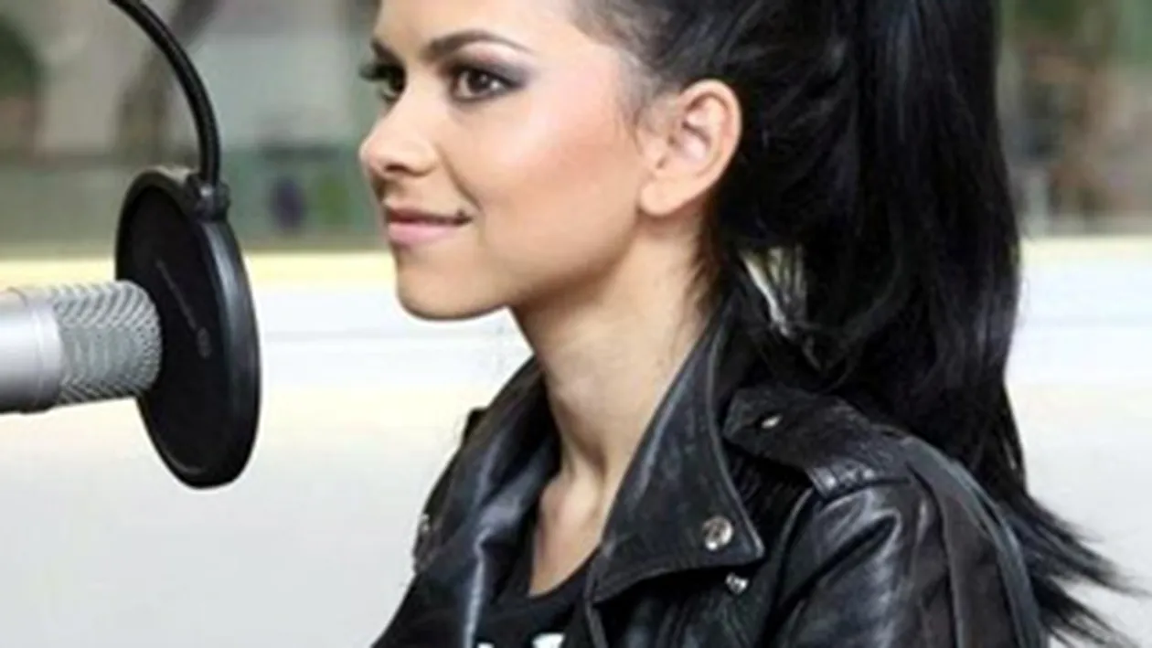 Robert Turcescu: Este o mare diferenta intre Inna si artistii adevarati! Ea este un produs!