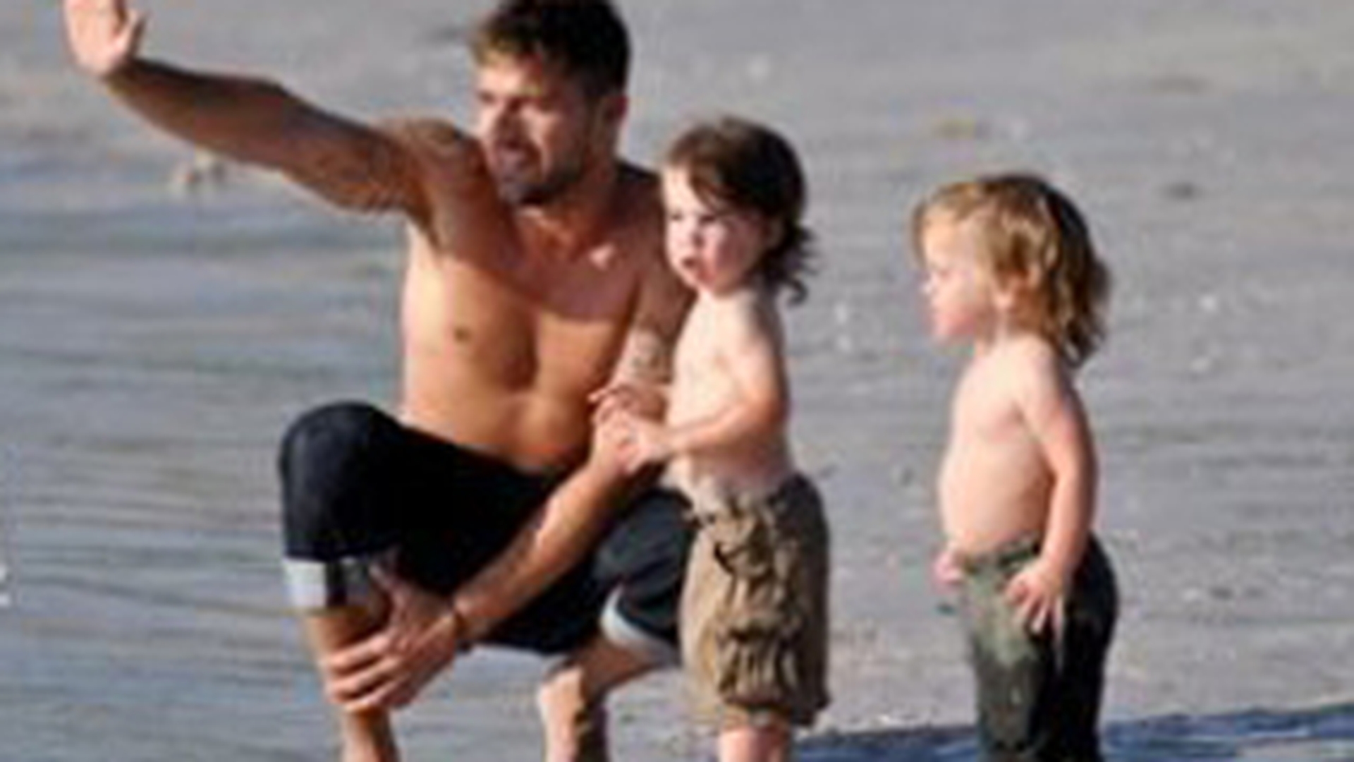 Ricky Martin vrea sa isi mareasca familia! Va adopta o fetita!
