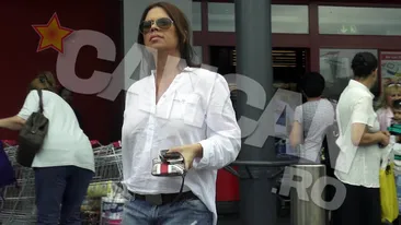 S-au limpezit apele in familia Luminitei Anghel, iar asta se vede cu ochiul liber. Iata cum arata acum cantareata