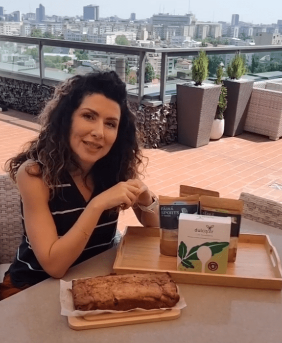 Carmen Brumă se filmează pe terasă Sursă foto: Instagram