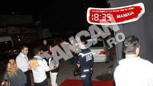 Michel Telo strange la malul marii 20.000 de romani plus un contingent serios de bulgari! La Mamaia, s-a lucrat zi lumina la ridicarea scenei!