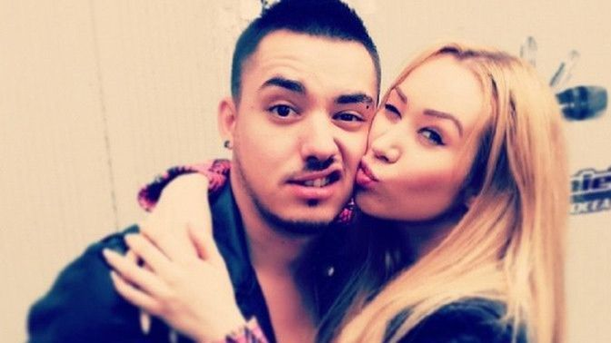 Adrian Ţuţu şi Xonia, în ipostaze tandre