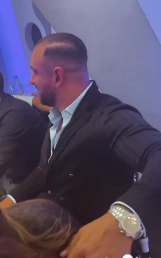 Alex Bodi a petrecut la restaurant, alături de Oana Marica