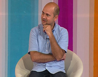 Cum şi-a câştigat Cosmin Seleşi existenţa, înainte de a ajunge la tv: „Făceam bişniţă la unguri!”