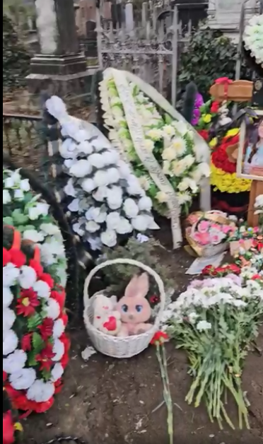 Cum arată mormântul Andreei Cuciuc la 40 de zile de la înmormântare. Imagini care sfâșie inima oricărui părinte