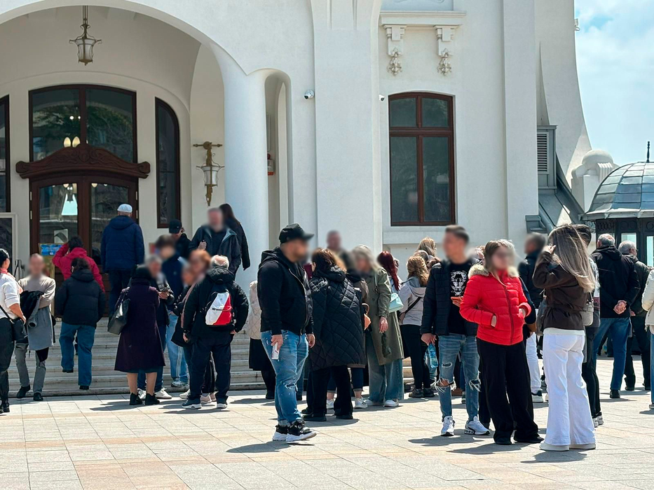 Ce tarife de vizitare sunt la Cazinoul din Constanța? Faleza a devenit neîncăpătoare