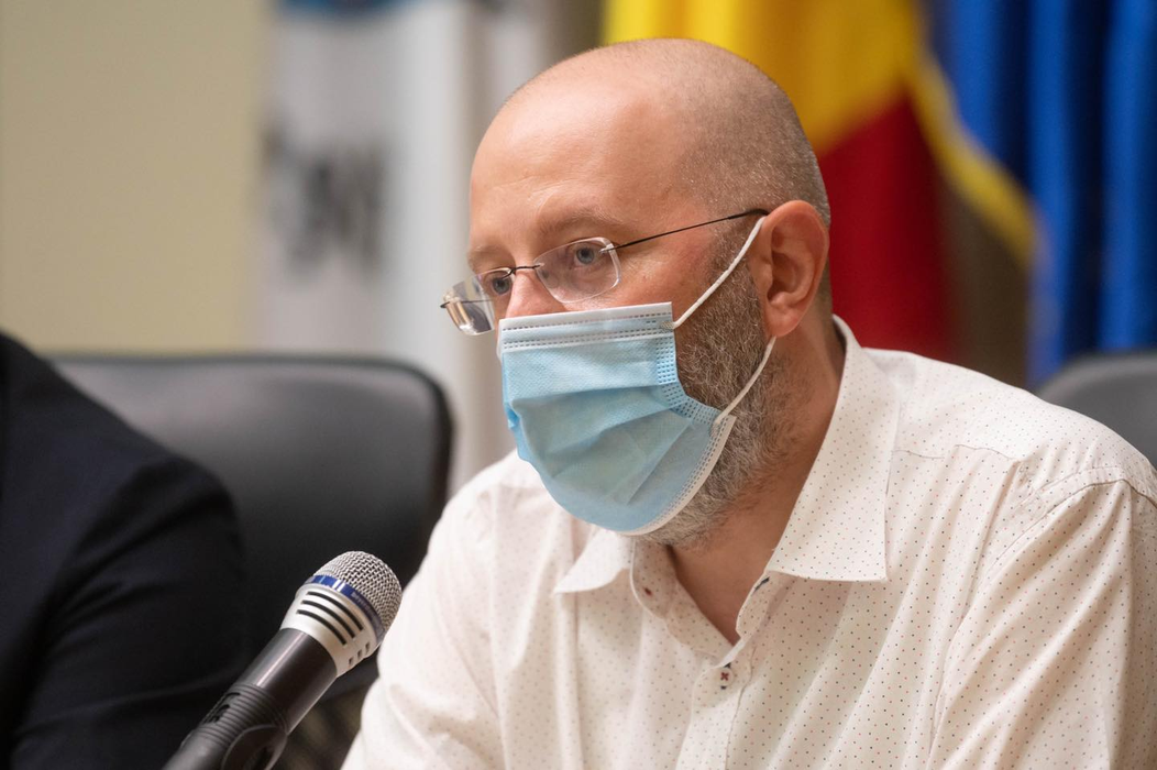 Gabriela Firea a anunțat testarea gratuită pentru coronavirus în cazul elevilor și profesorilor din București! Care este singura condiție ce trebuie îndeplinită de aceștia