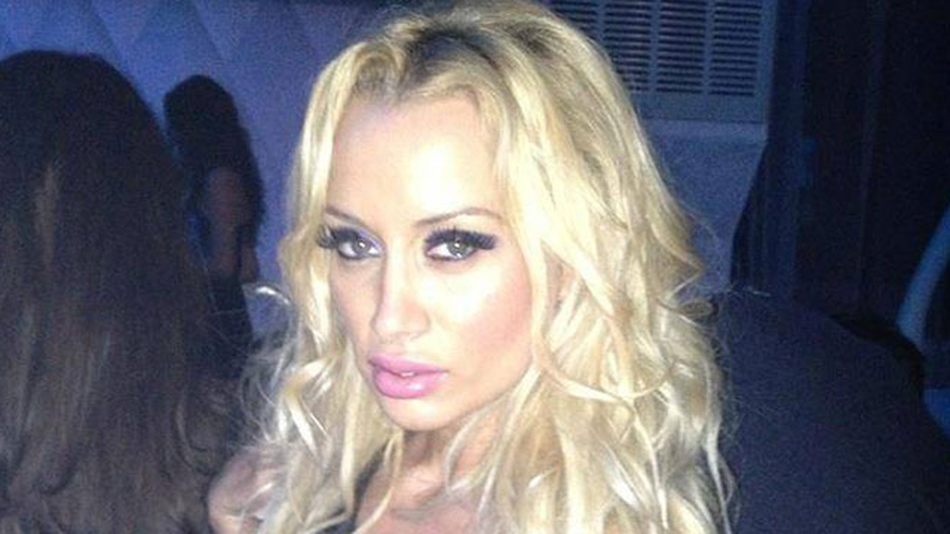 Cristi Marin da de pamant cu Andreea Tonciu si Simona Trasca: “Danseaza de parca planteaza conopida!”