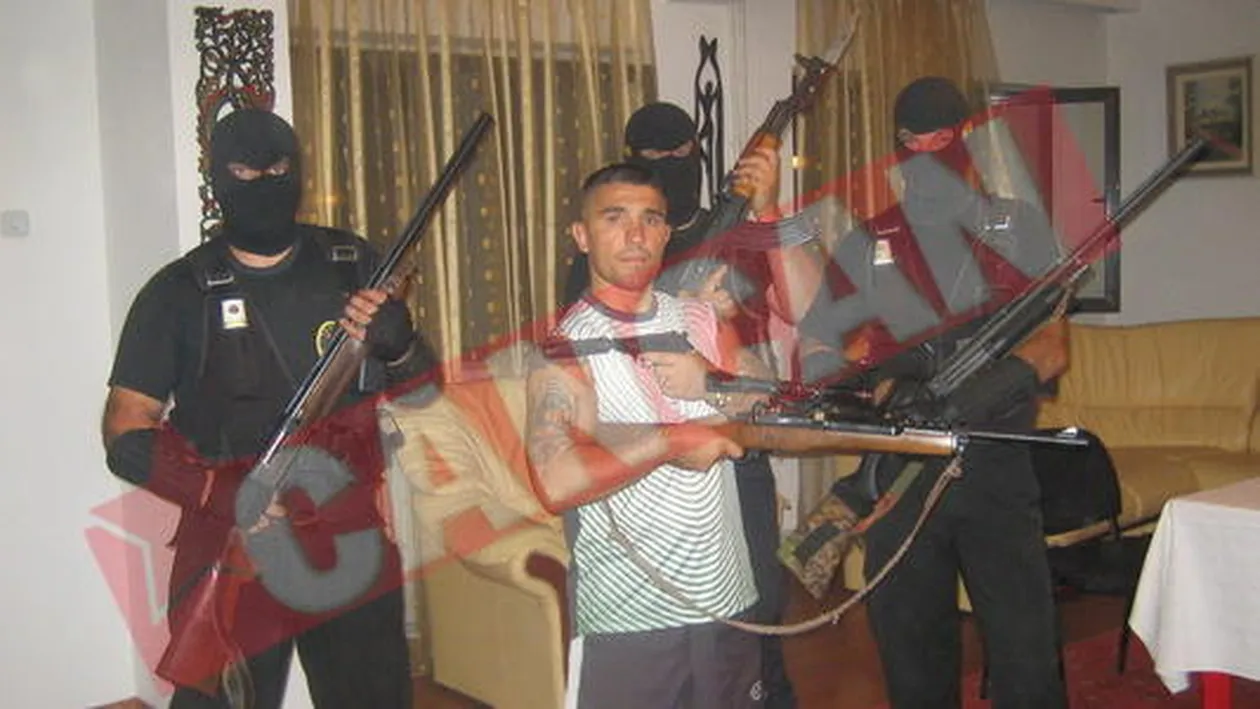 Am fugit din tara fiindca voia sa ma scoata la produs!