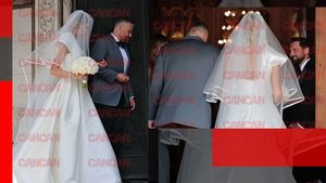 Și-a ținut mireasa la ușa bisericii! Motivul pentru care Dani Oțil a ajuns înaintea Gabrielei la cununia religioasă, apoi...