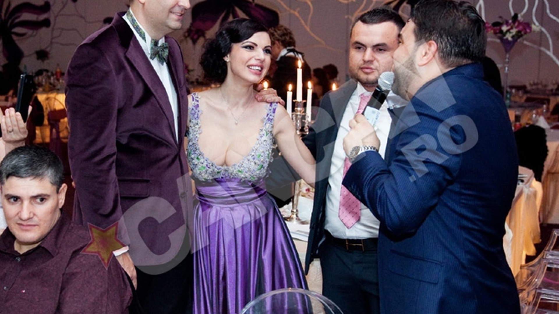 Ramona Lazuran se distreaza doar pe ritmuri de manele! L-a adus pe Florin Salam la botezul fiicei sale