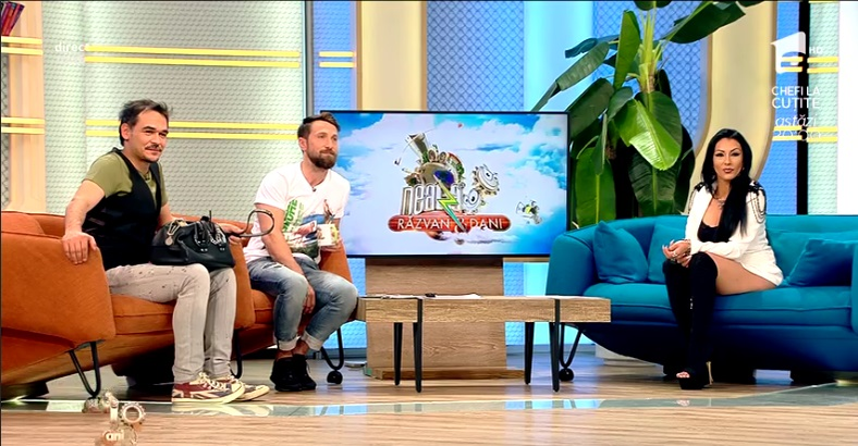 Răzvan Simion a căutat în geanta Oanei Stamate, stripteuza concurează la „Chefi la cuțite”: „Ai grijă ce scoți”