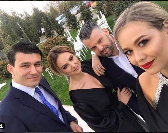 Andreea Berecleanu și soțul, nași de cununie! Cum s-a îmbrăcat prezentatoarea tv