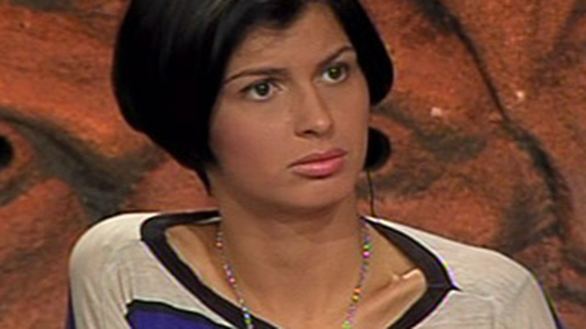 Madalina Pamfile despre viol: "Stiu cine a facut-o, dar nu am vrut sa ii iau libertatea! Am considerat ca viata il va judeca!"