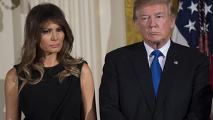 Moment jenant la Casa Albă! Donald Trump refuzat în public de către soția sa