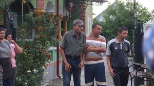 Tatăl Denisei a căzut din picioare! Momente dramatice la Ştefăneşti