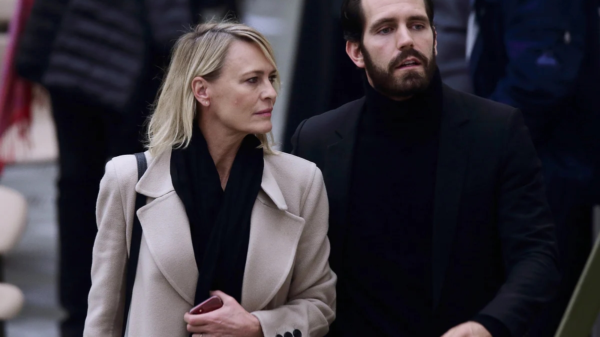 Robin Wright și directorul executiv al Saint Laurent, Clement Giraudet, au divorțat! Cei doi nu vor împărți bunurile fiecăruia