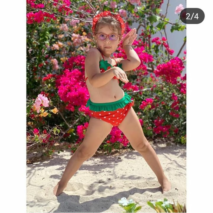Connect-R o să turbeze! Fotografii cu Misha dezbrăcată, făcute publice astăzi