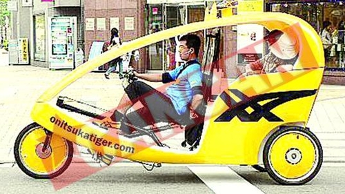 Taxiuri tricicleta in centrul Clujului