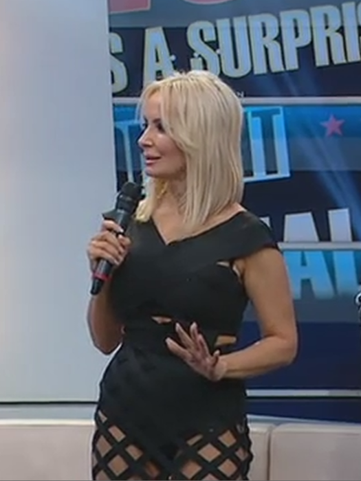 DANIELA GYORFI, apariţie hot la miezul nopţii! Toată lumea s-a uitat la picioarele cântăreţei