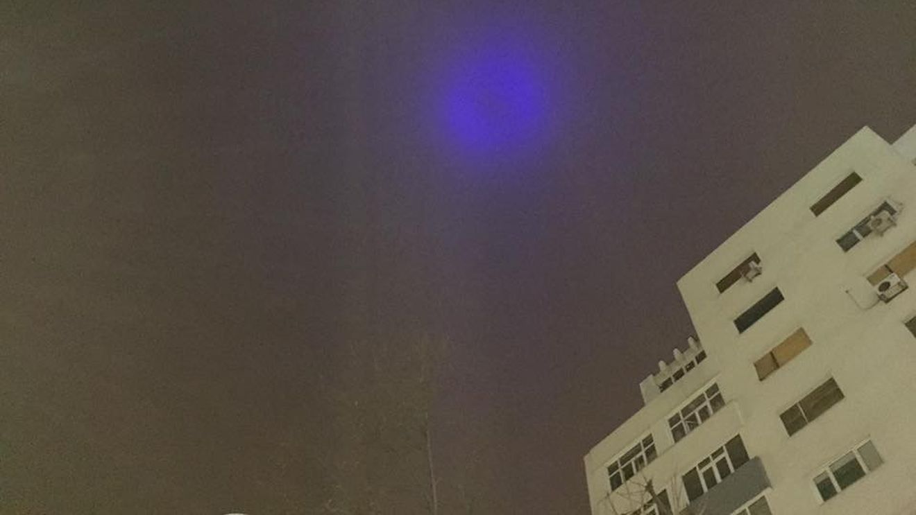 Apariţie stranie pe cerul din Capitală! Toată lumea a rămas interzisă şi a scos telefonul: „Sunt extratereştrii?“