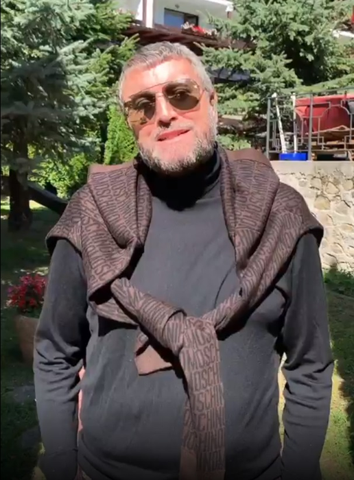 Cătălin Botezatu, primele declarații după ce i-a fost extirpată tumora rară! Designerul a plâns și e destul de transformat