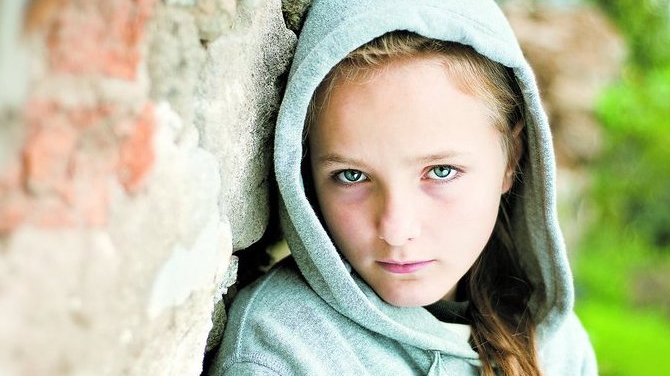 Adolescentii si timiditatea. Cum sa-i facem sa o depaseasca
