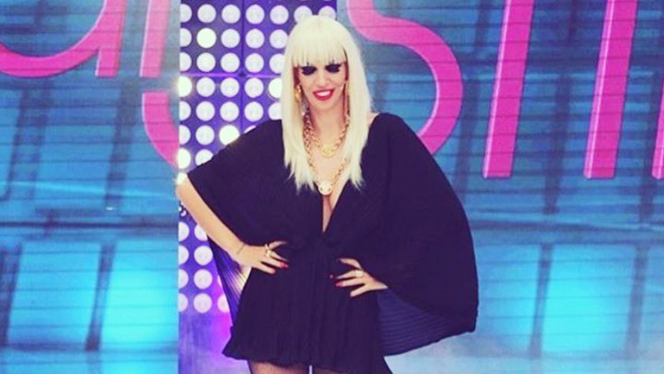 Raluca Bădulescu credea că nu o observă nimeni. Cum a fost filmată la shopping jurata de la „Bravo, ai stil!“