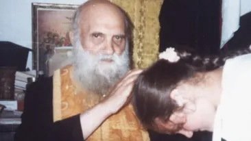 Semnele Apocalipsei, prevestite de parintele Ilarion Argatu. Femeile vor umbla goale pe strada!