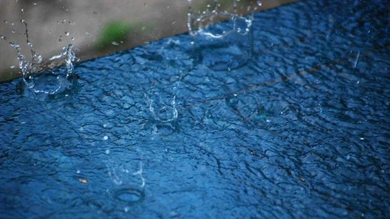 METEO 4 SEPTEMBRIE! Se răcorește și vin ploile în mai multe zone