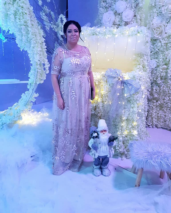 Aşa arată acum Oana Roman după ce a luat câteva kilograme în plus în timpul sărbătorilor de iarnă. Sursa foto: Facebook