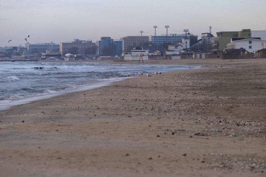 Anul trecut distracțiile erau în toi… Ce se întâmplă acum pe plaja din Mamaia