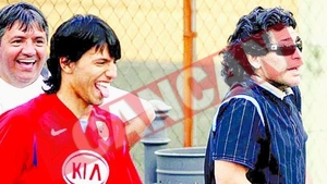 Maradona isi urmareste "ginerele" prin toata lumea