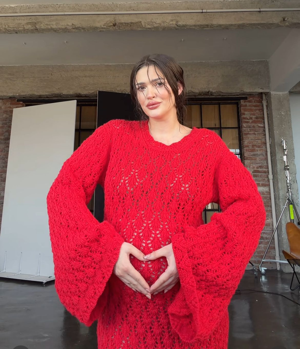 Influencerița din România a dezvăluit sexul bebelușului! Nu se știe cine e tatăl, dar urmează să nască