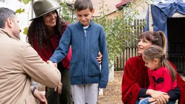 Ce s-a întâmplat cu cei doi copii din imagine după ce au apelat la emisiunea Visuri la Cheie de la Pro TV. Mama lor a fost înjunghiată, iar tatăl e principalul suspect