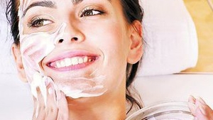 Curata-ti tenul de impuritati cu masti faciale