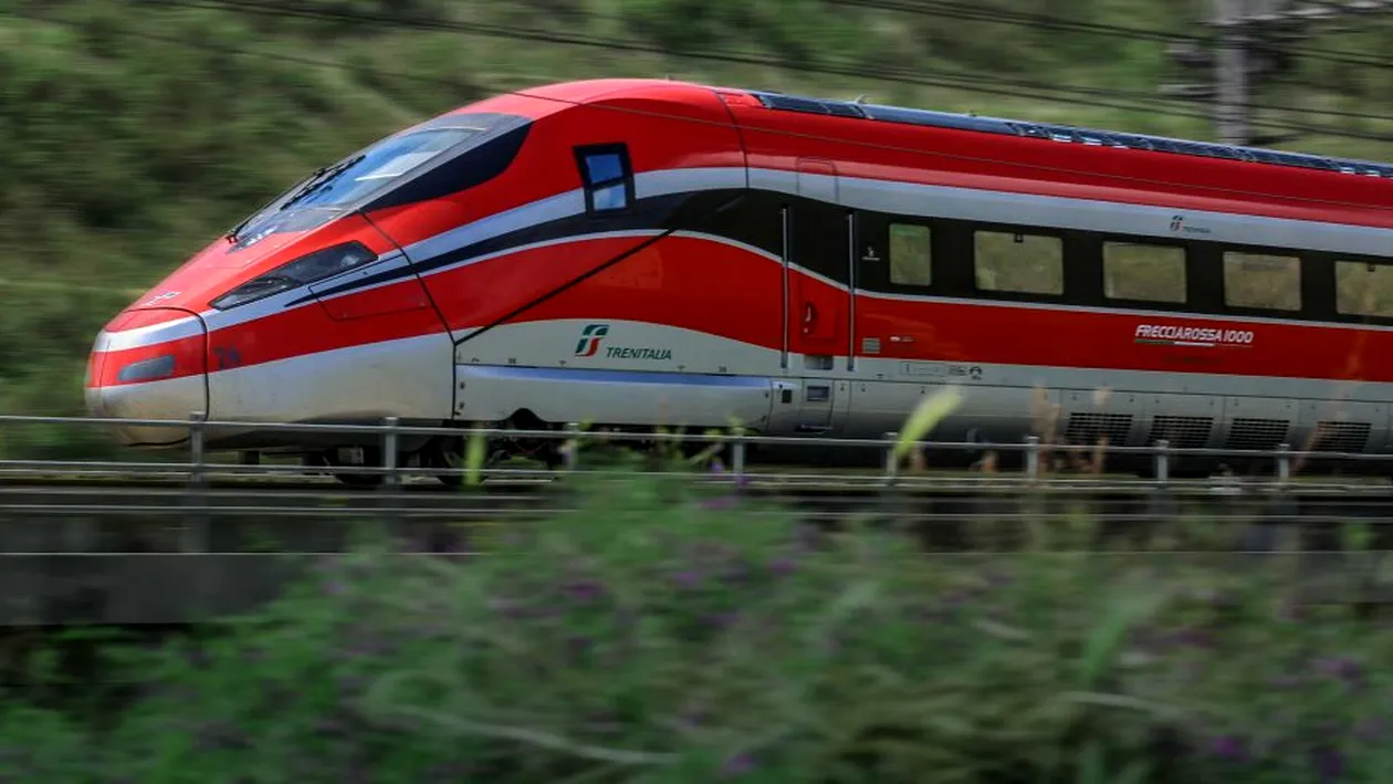 Accident feroviar în Italia! Două persoane au murit și alte zeci sunt rănite
