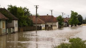 Avertismentul hidrologilor! Cod roșu de inundații în Maramureș