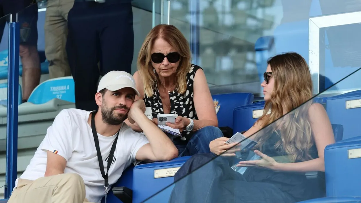 După ce a apărut zvonul despărțirii, Piqué și iubita tinerică au publicat dovada care lămurește fanii