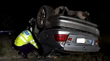 Medicii de la Spitalul Universitar din Capitala se straduiesc sa ii tina in viata. Doi tineri raniti in accidentul de la Tulcea sunt in coma